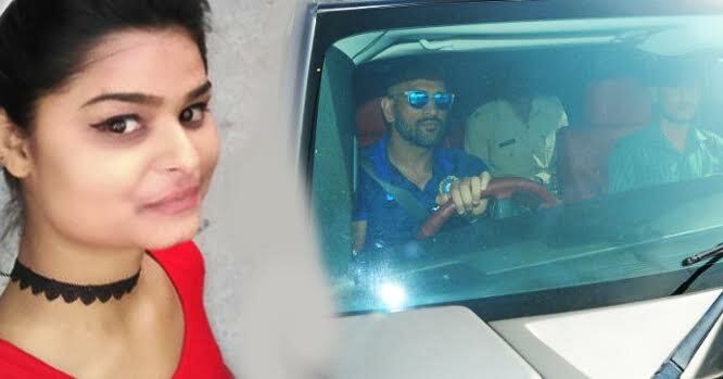 A Girl Chased Ms Dhoni’s Hummer On Scooty And This Is What Happened Next